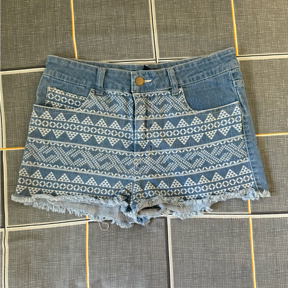 🩳💛Forever 21 Denim Blue Patterned Junior Shorts Like New Size 29